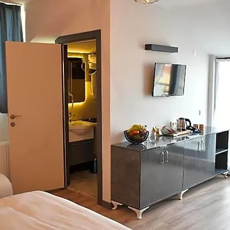 Hotel Avcilar Garden 2*